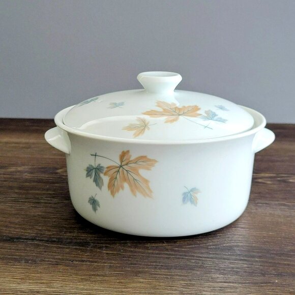 Vintage Noritake Maplewood 3 Qt. Round Covered Casserole Blue & Tan Autumn Leave - Picture 2 of 14
